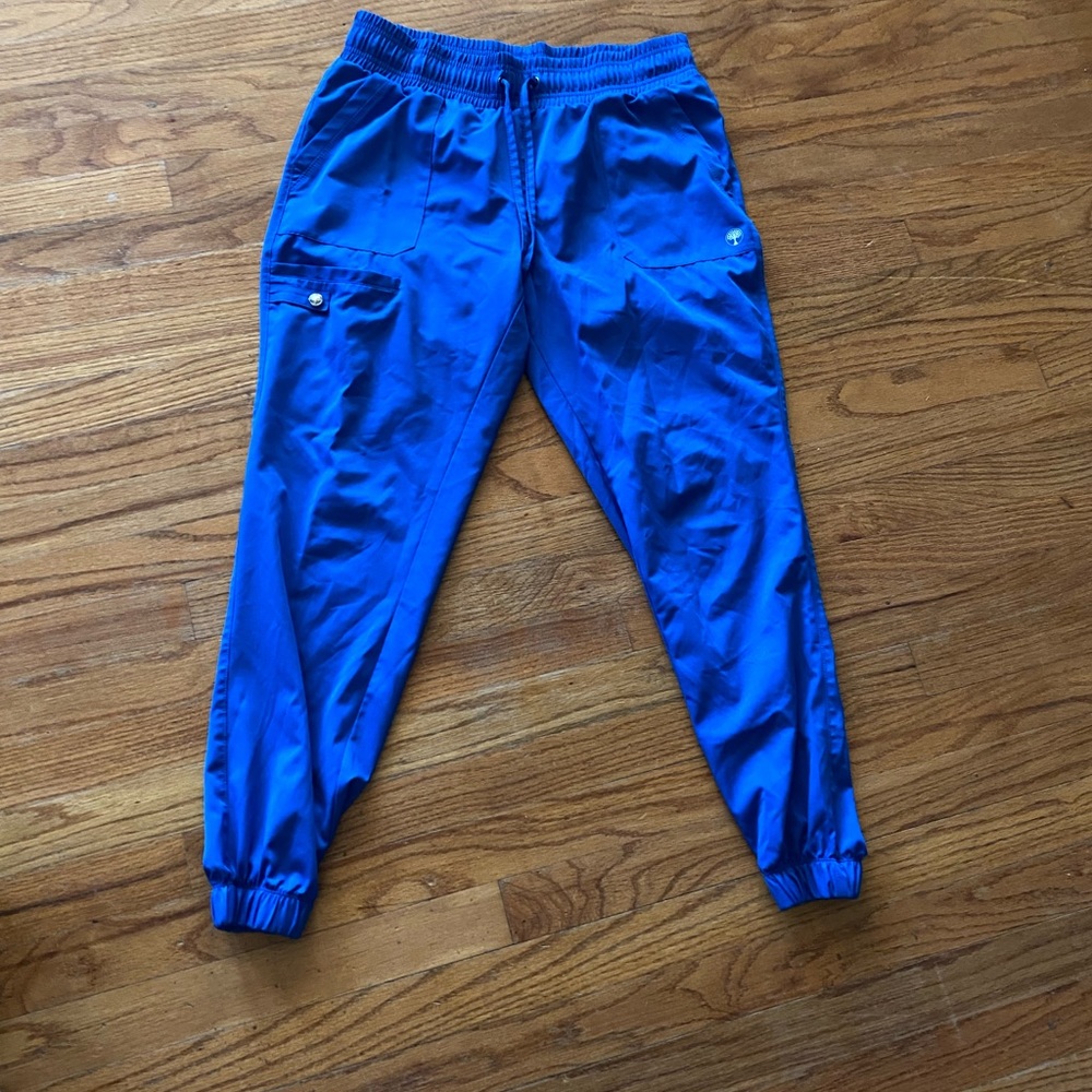 Jogger scrub bottoms